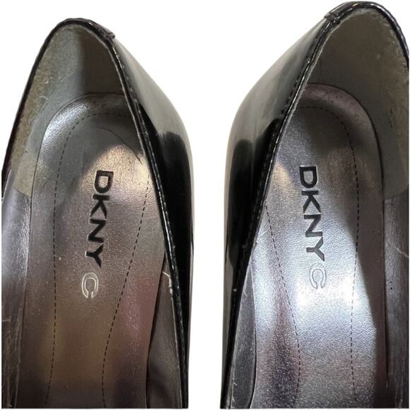 DKNYC Black Patent Pointed Toe Pump Slim Stacked Heel Pumps Stacy size 8 Office - Picture 7 of 10